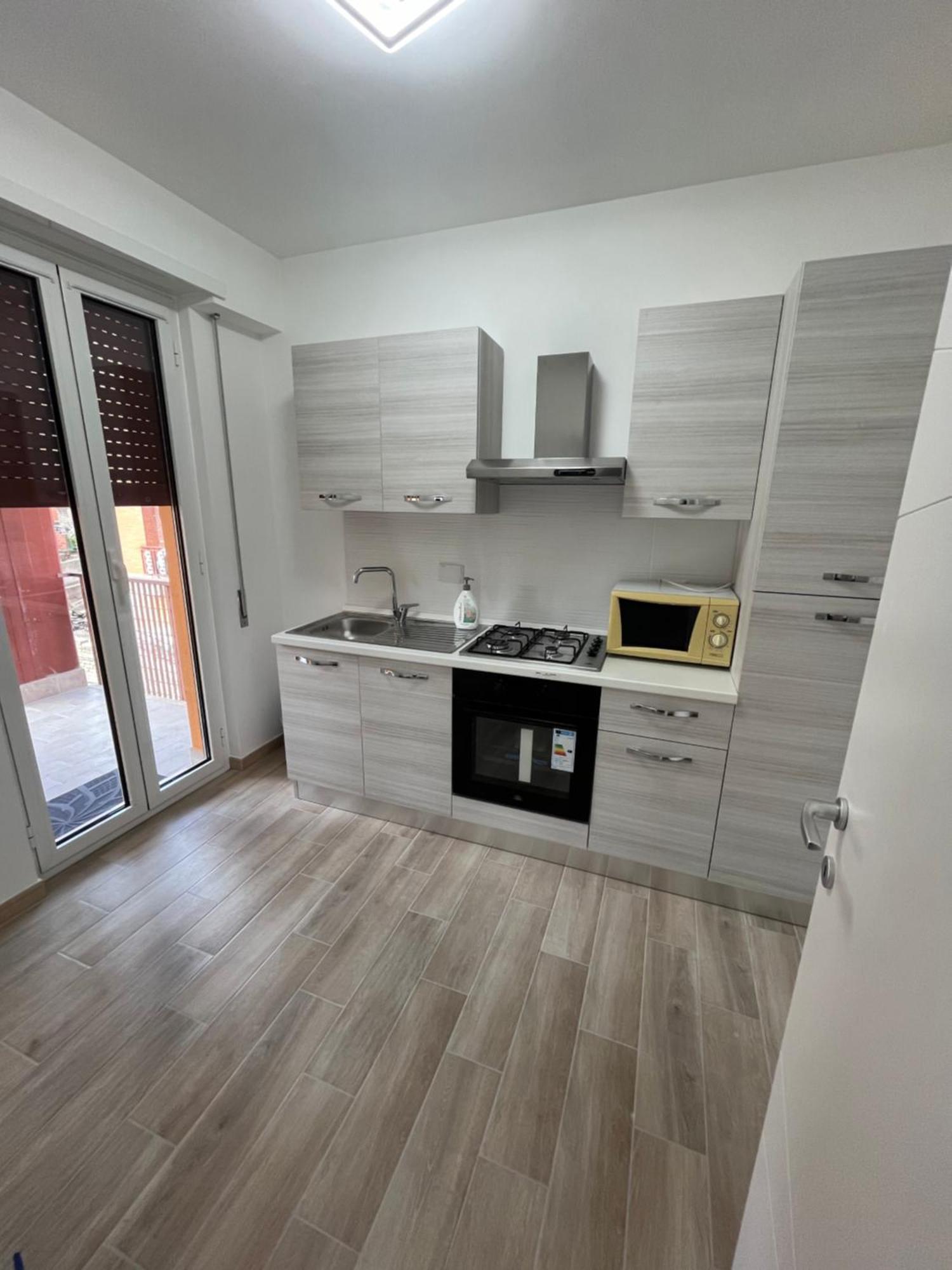 Apartament La Casa Del Sole Fonte Nuova Zewnętrze zdjęcie